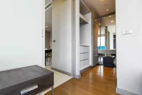 Студия в кондо в Банг Раке, Бангкок, Таиланд № 141280 - фото 4