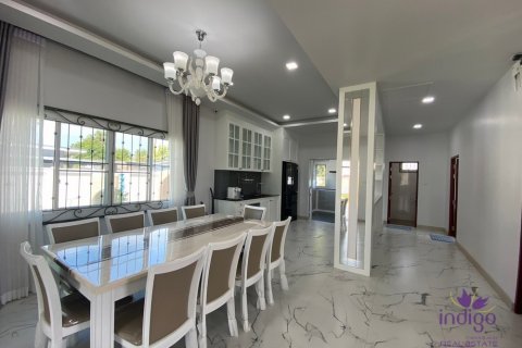 House in Chiang Mai, Thailand 4 bedrooms № 121752 - photo 14