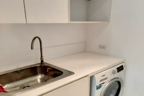 Condo à Pathum Wan, Bangkok, Thaïlande, 2 chambres  № 158278 - photo 7