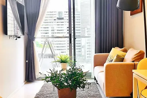 Studio dans le Condo à Watthana, Bangkok, Thaïlande  № 158280 - photo 1