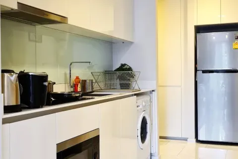 Studio dans le Condo à Watthana, Bangkok, Thaïlande  № 158280 - photo 11