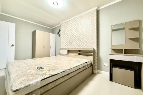 House in Pattaya, Thailand 4 bedrooms № 155594 - photo 16