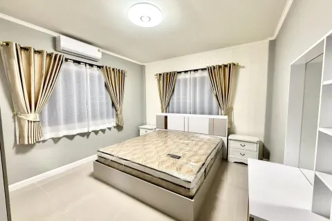 House in Pattaya, Thailand 4 bedrooms № 155594 - photo 21