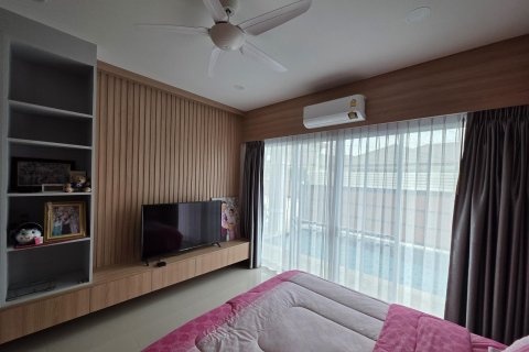House in Pattaya, Thailand 3 bedrooms № 155592 - photo 12