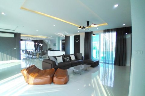 Haus in Pattaya, Thailand 6 Schlafzimmer № 223174 - Foto 4