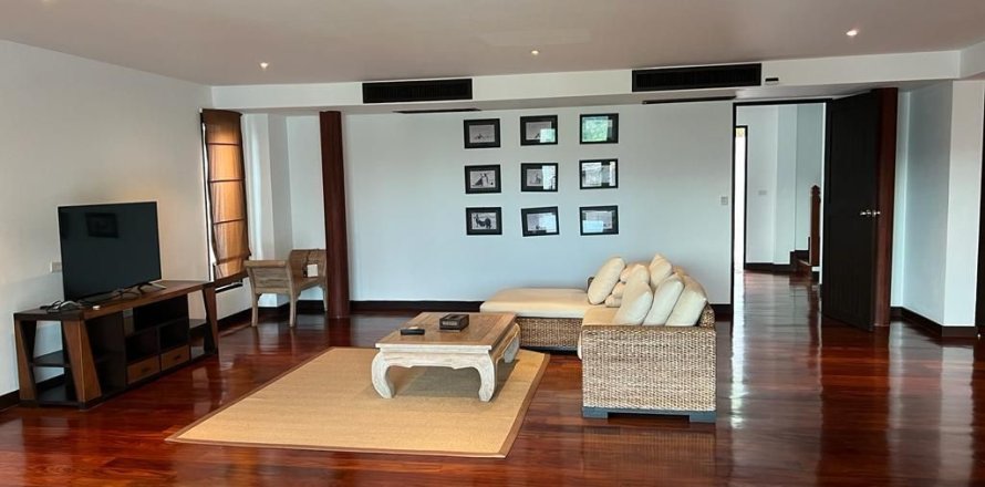 Вилла в Кату, Таиланд с 2 спальнями  № 154102