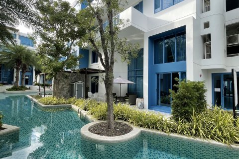 Condo in Hua Hin, Thailand, 3 bedrooms  № 154105 - photo 1
