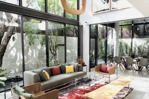 Maison à Watthana, Bangkok, Thaïlande 5 chambres № 154103 - photo 3