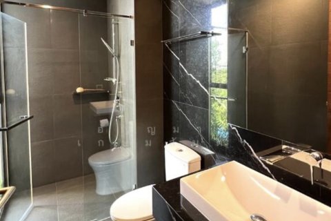 Maison à Watthana, Bangkok, Thaïlande 5 chambres № 154103 - photo 18