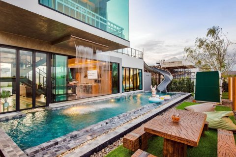Villa in Pran Buri, Thailand 4 Schlafzimmer № 221936 - Foto 4