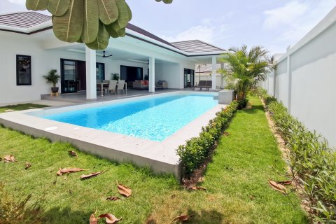 Villa in Hua Hin, Thailand 3 Schlafzimmer № 221939 - Foto 4