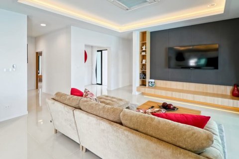 Villa in Hua Hin, Thailand 3 Schlafzimmer № 221939 - Foto 11