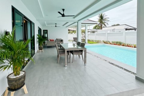 Villa in Hua Hin, Thailand 3 Schlafzimmer № 221938 - Foto 5