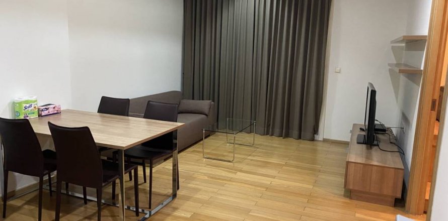 Кондоминиум с 1 спальней в Пхракханонге, Бангкок, Таиланд № 119016