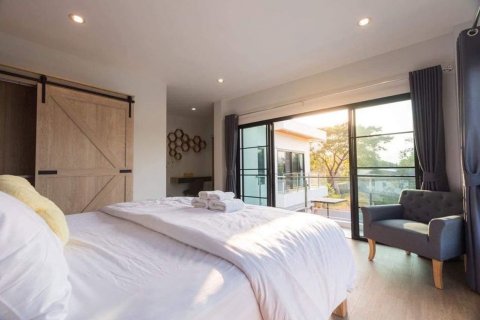 House in Chiang Mai, Thailand 5 bedrooms № 119933 - photo 14