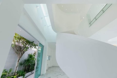 House in Chiang Mai, Thailand 8 bedrooms № 119984 - photo 8