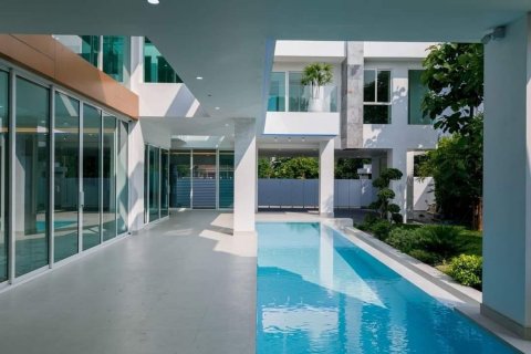 House in Chiang Mai, Thailand 8 bedrooms № 119984 - photo 3