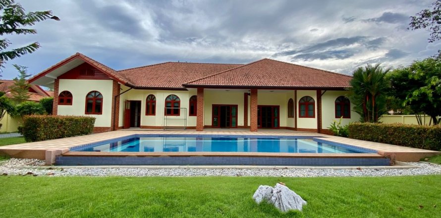 Villa in Chiang Mai, Thailand 3 bedrooms № 119921