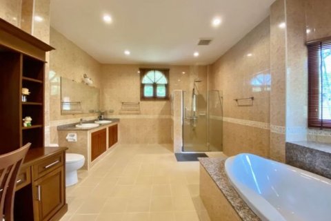 Villa in Chiang Mai, Thailand 3 bedrooms № 119921 - photo 16