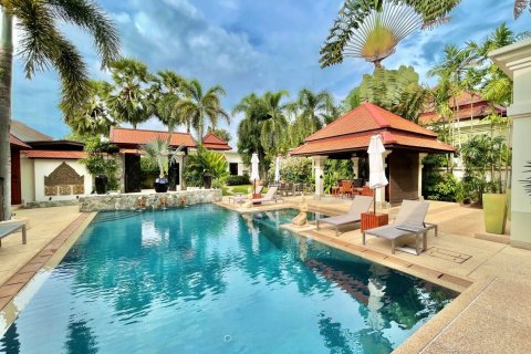 Maison à Bang Tao, Thaïlande 4 chambres № 54480