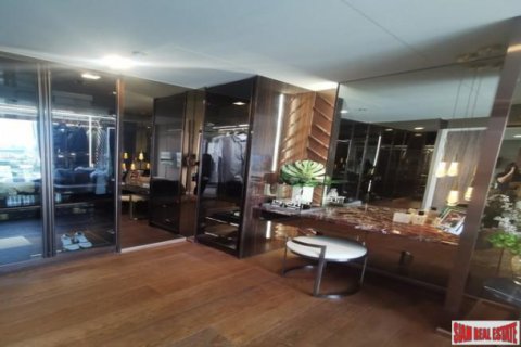 Apartment in Bangkok, Thailand 1 bedroom № 199550 - photo 3
