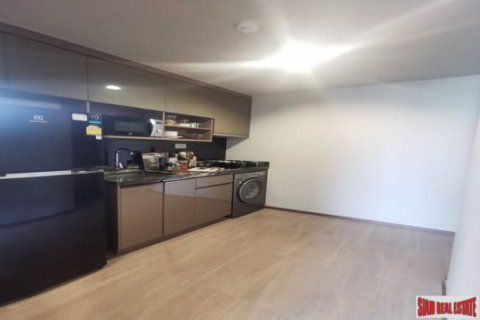 Apartment in Bangkok, Thailand 1 bedroom № 199550 - photo 5