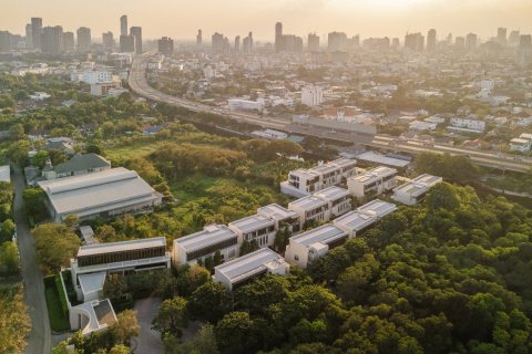 Вилла в Бангкоке, Таиланд с 4 спальнями  № 170009 - фото 14