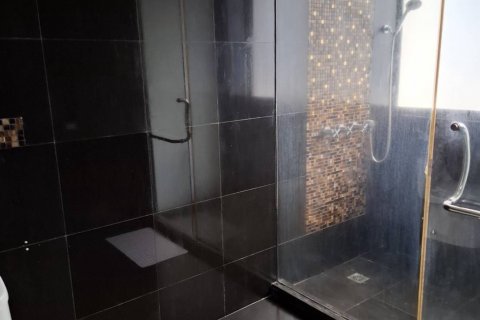 Кондоминиум с 3 спальнями в Ваттхане, Бангкок, Таиланд № 139853 - фото 4