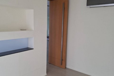 Кондоминиум с 3 спальнями в Ваттхане, Бангкок, Таиланд № 139853 - фото 2