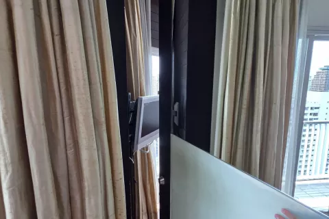 Condo à Watthana, Bangkok, Thaïlande, 2 chambres  № 135987 - photo 11