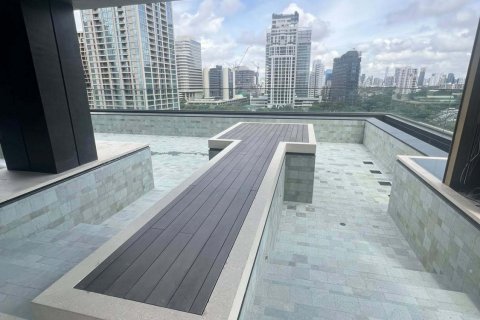 Кондоминиум с 2 спальнями в Патхум Ване, Бангкок, Таиланд № 135989 - фото 2