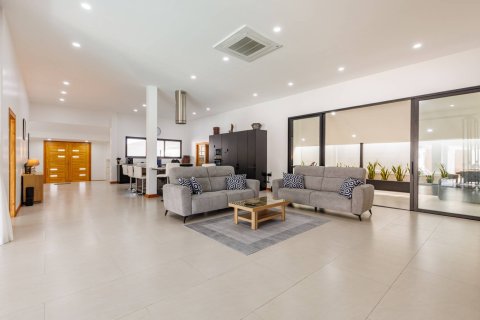 Villa in Phuket, Thailand 4 Schlafzimmer № 222457 - Foto 10