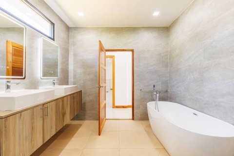 Villa in Phuket, Thailand 4 Schlafzimmer № 222457 - Foto 15