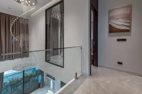 Villa in Pattaya, Thailand 5 bedrooms № 138333 - photo 10