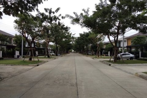 Дом в Клонг Сам Ва, Бангкок, Таиланд с 4 спальнями  № 138330 - фото 2