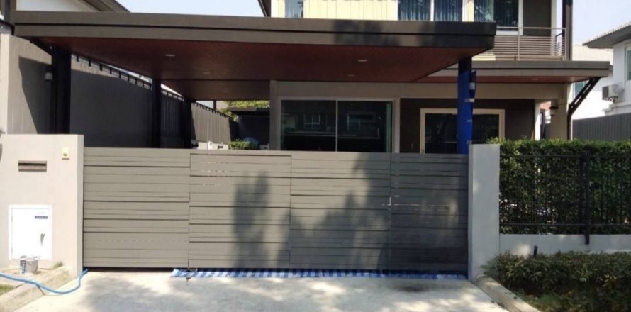 Дом в Клонг Сам Ва, Бангкок, Таиланд с 4 спальнями  № 138330