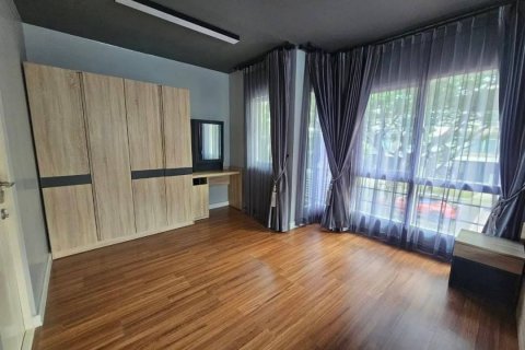 Дом в Клонг Сам Ва, Бангкок, Таиланд с 4 спальнями  № 138330 - фото 5