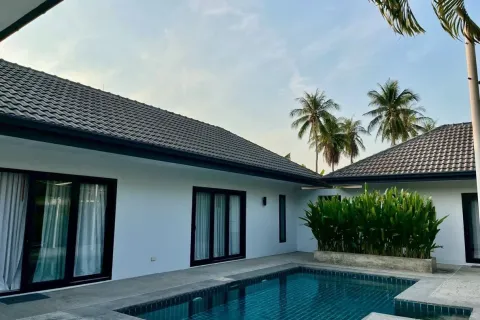 Villa in Hua Hin, Thailand 2 bedrooms № 160342 - photo 4
