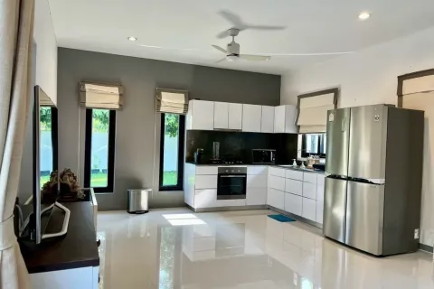 Villa in Hua Hin, Thailand 2 bedrooms № 160342 - photo 8