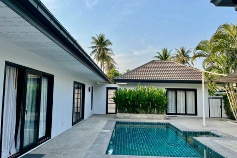 Villa in Hua Hin, Thailand 2 bedrooms № 160342 - photo 28