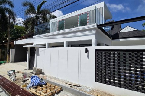 House in Phuket, Thailand 4 bedrooms № 145253 - photo 4