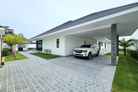 Villa in Hua Hin, Thailand 3 Schlafzimmer № 222155 - Foto 6