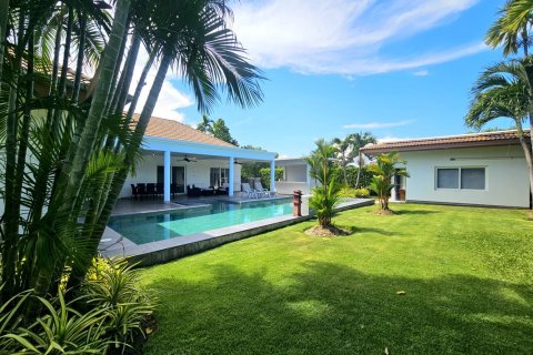 Villa in Hua Hin, Thailand 4 Schlafzimmer № 222151 - Foto 19
