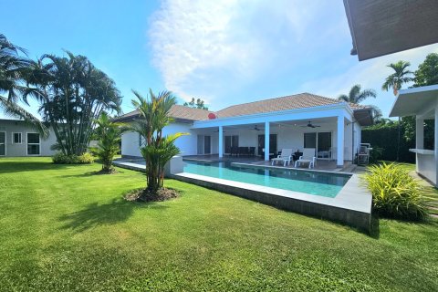 Villa in Hua Hin, Thailand 4 Schlafzimmer № 222151 - Foto 4