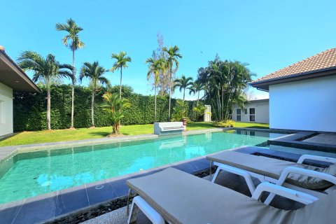 Villa in Hua Hin, Thailand 4 Schlafzimmer № 222151 - Foto 17
