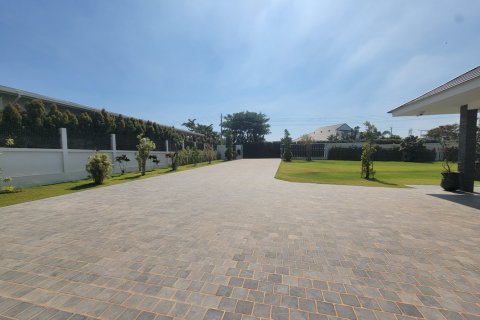 Villa in Pran Buri, Thailand 7 Schlafzimmer № 222149 - Foto 10