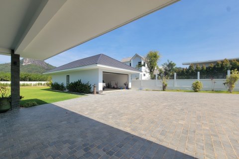Villa in Pran Buri, Thailand 7 Schlafzimmer № 222149 - Foto 18