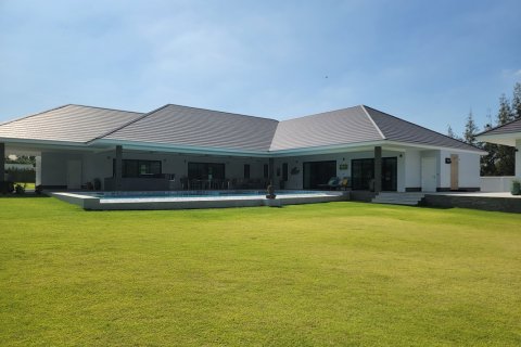 Villa in Pran Buri, Thailand 7 Schlafzimmer № 222149 - Foto 15