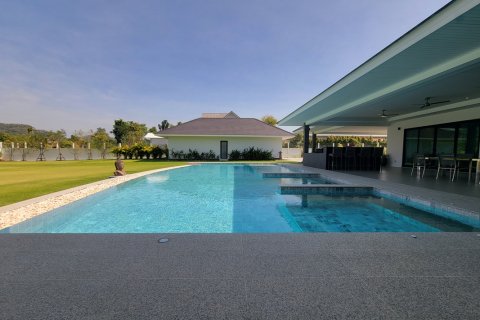 Villa in Pran Buri, Thailand 7 Schlafzimmer № 222149 - Foto 25