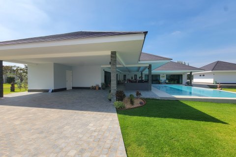 Villa in Pran Buri, Thailand 7 Schlafzimmer № 222149 - Foto 6